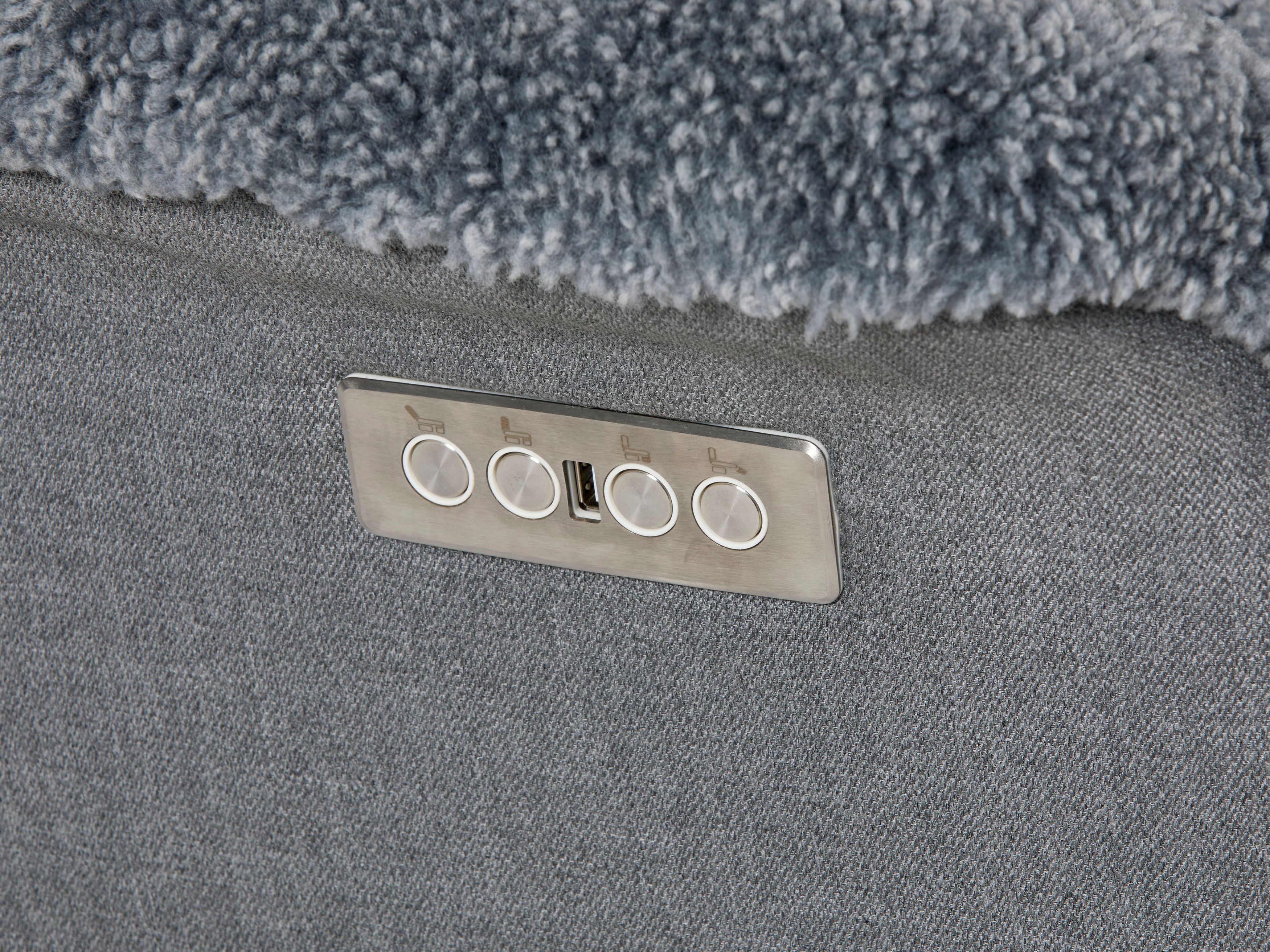 Ullrik Recliner view 3