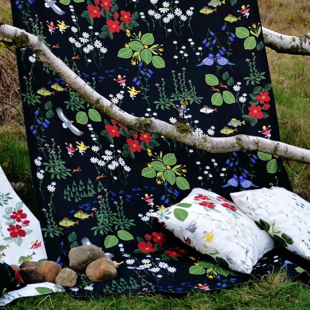 himlajorden-tyg view 3