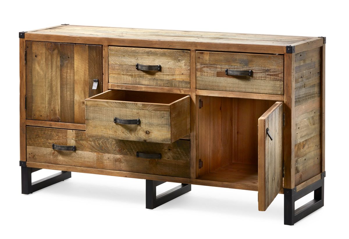 Woodenforge Skänk view 2