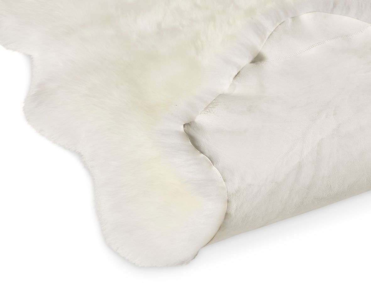 Ossian Lammskinn view 3