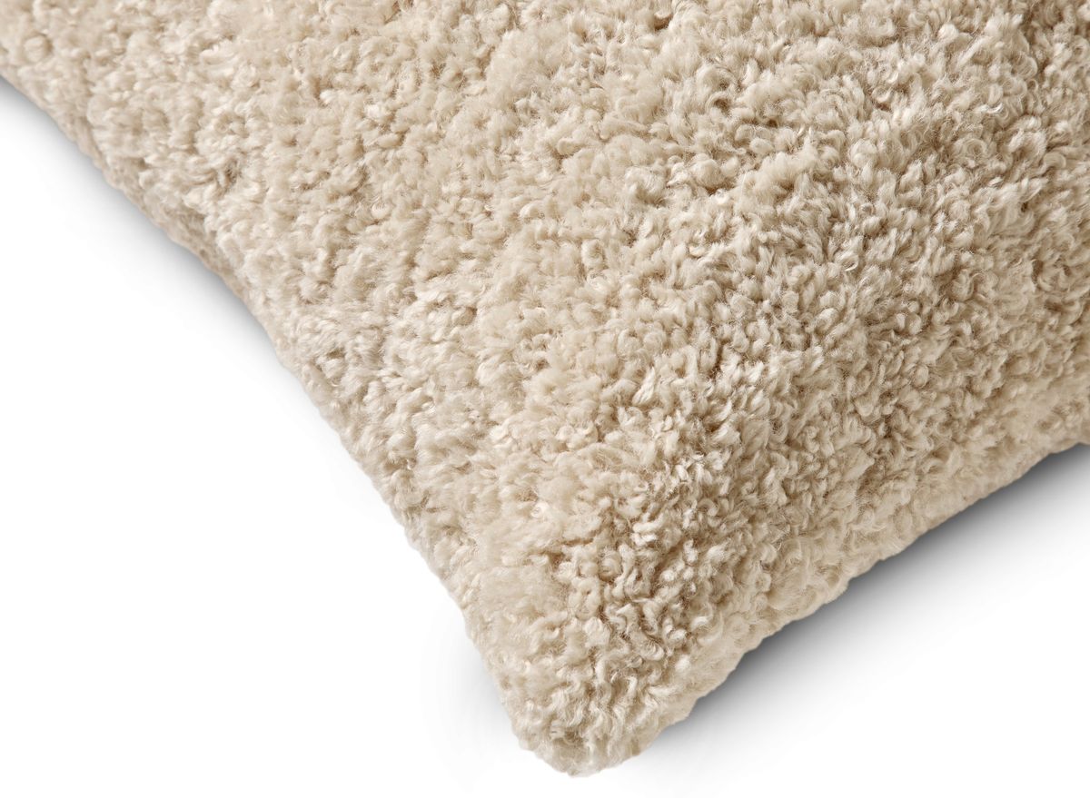 Curly Kuddfodral view 2