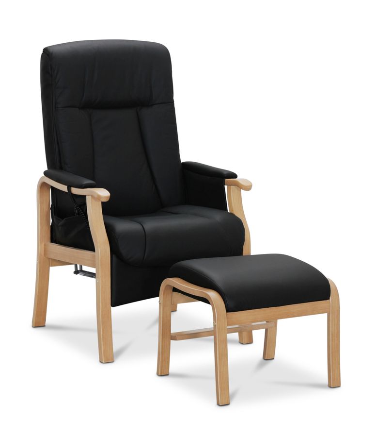 Rune Fåtölj med fotpall