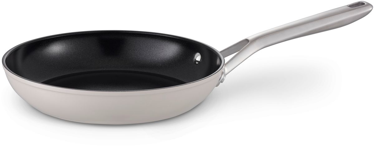 Tareq Taylor Vivian Stekpanna