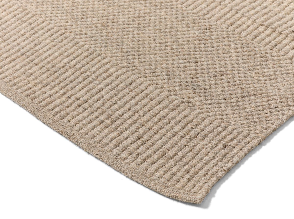 Olivia Ullmatta view 2