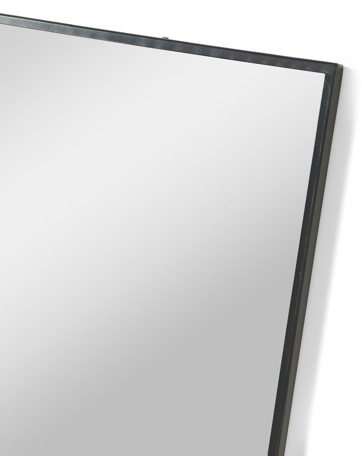 Gabriella Golvspegel view 2