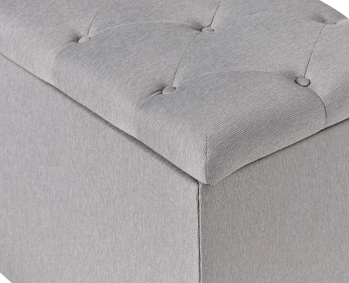 Roma Family Sittbänk view 2