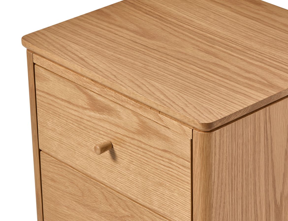 Tova Sängbord med 3 lådor view 5