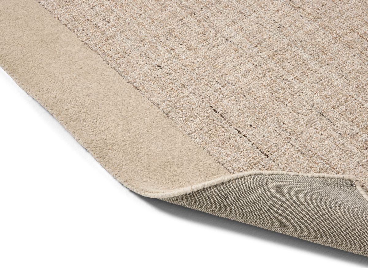 Ella Handtuftad view 4