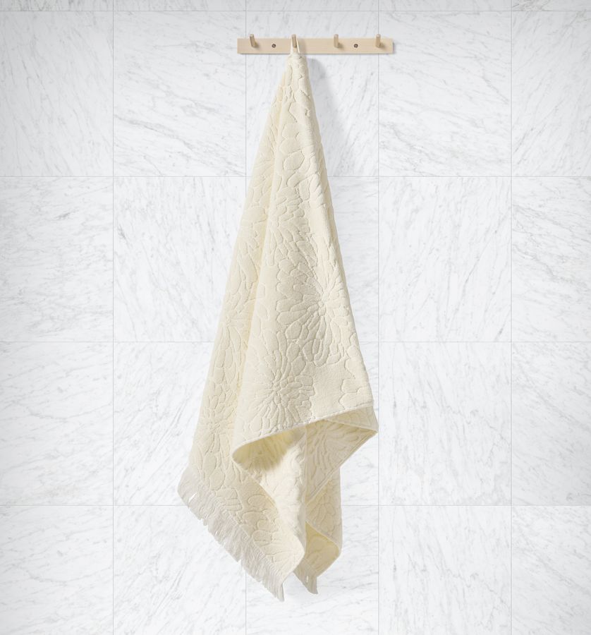 Agnes Badhandduk view 4