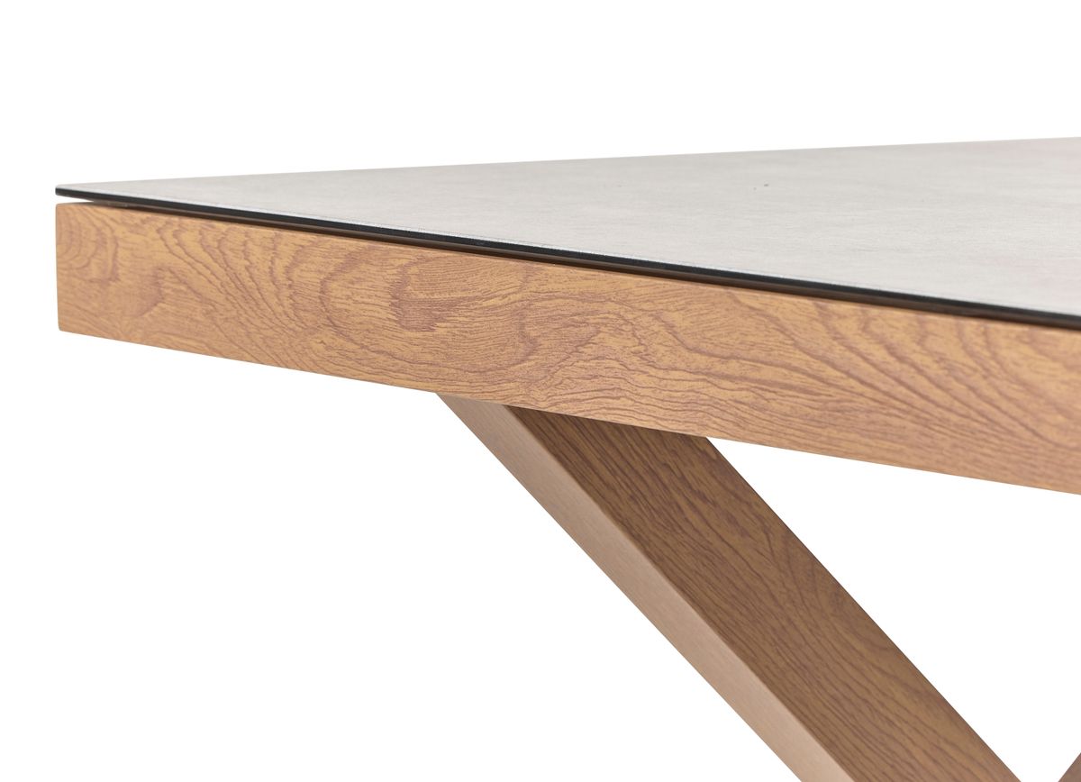 Maxime Utesoffbord view 2