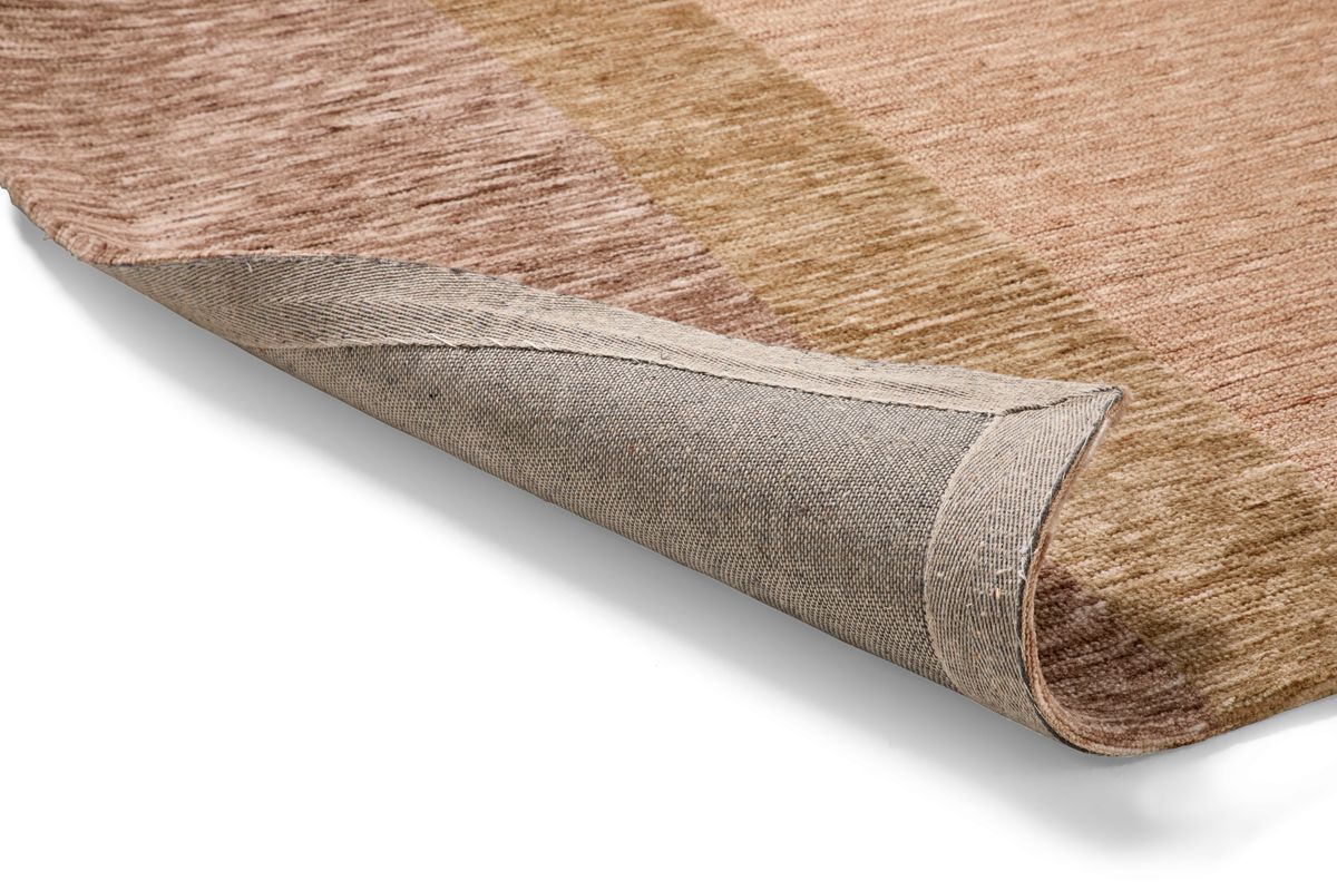 Bastian Maskinstickad matta view 2