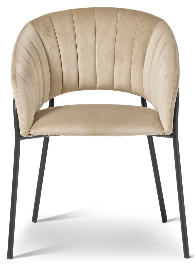 Selina Karmstol view 2